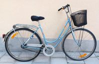 3 Växlad Cykel med hand o fotbroms + korg - 28 tum