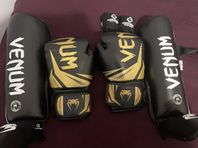 boxning handskar och benskydd
