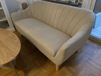 Soffa Egedal 2,5-sits beige tyg.