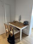 ikea matbord och 2 stolar 