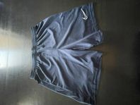 Nike träning shorts ( M )