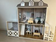 Stort dockhus 