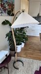 GUBI Timberline golvlampa