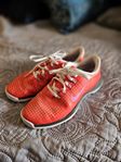 Nine lunarlon golfskor