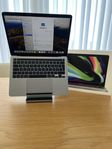 MacBook Pro 13” M2