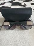 Bvlgari swarovski sunglasses 4000kr inga repor på glaset 