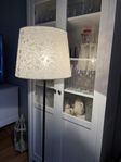 Fin golvlampa, 150cm hög, gott skick! 