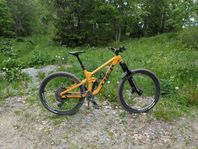 Trek Slash 9.8 GX AXS -23