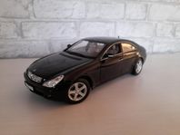 Modellbil Mercedes-Benz CLS - Maisto 1:18