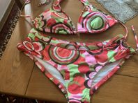 snygg bikini! ( Panos Emporio of Sweden!)