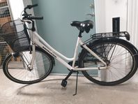 monark karin 3 växlad.lås.korg.fotbroms,