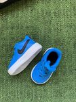Nike barnskor 18.5