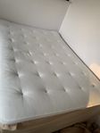 komplett 140 cm säng 