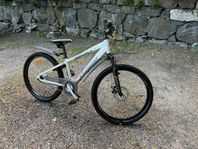 Crescent Jare barncykel 24 tum