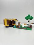 LEGO Minecraft 21241 – The Bee Cotage 