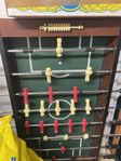 Stort fotbollspel och mini biljardbord
