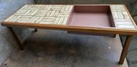 Gammalt retro blombord i TEAK i mycket fint skick