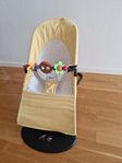 Babybjörn Babysitter med lekbåge