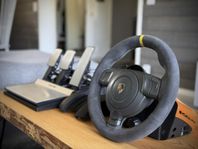 Fanatec Porsche 911 GT3 RS ratt, CSR pedaler