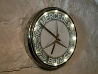 MERCEDES BENZ CLOCK med belysning: