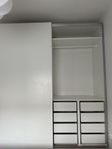 Pax garderob 200x236cm billig, mkt bra skick