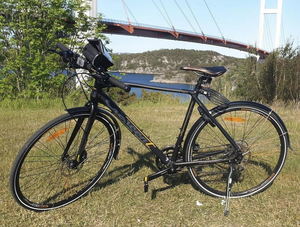 Hybridcykel racer/landsväg