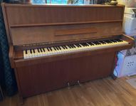 Piano bortskänkes