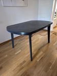 Matbord i plast (utomhusbruk)