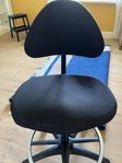 Ergonomisk hög kontorsstol