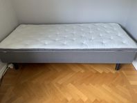 Säng Dux