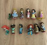 Disney Delux Princess set. 12 figurer