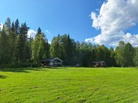 Älvsnära stuga med enskilt läge i Västra Mesele, Vindeln