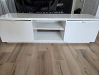 Tv-bänk
