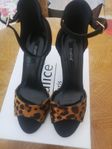 Leopard mönstrade sandaler stl 36 I Västerås 
