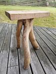 Gammal antik pall, piedestal, bord