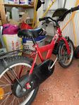 Röd barncykel 16”