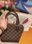 Louis Vuitton Alma BB Nyskick!