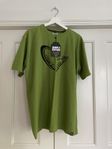 Två stycken savage gear t shirts