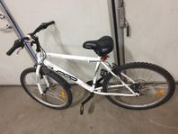 Herr CYKEL Loop Colorado 26tum 18vxl I bra skick