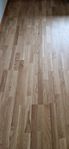 ek parkettgolv 3 stav ca 13.5 m2 (mattlackad 3-stav ek)