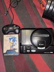 SEGA Mega Drive med Sonic spel