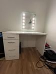 Sminkbord/ Skrivbord 