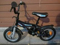 Jätte fin barncyckel 