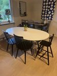 bord och stolar