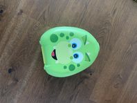 Smidig resepotta/bärbar potta med dinosauriemotiv