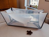 Stokke flexibath med stöd för nyfödd. 