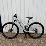 Specialized Jynx 27,5 tum
