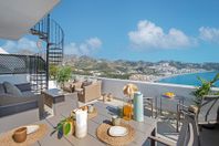 Vackert hus med magiskt fint läge, varm pool, 8p (Nerja)