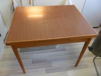 köksbord med perstorp skiva 