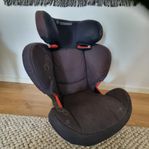 Maxi Cosi bilstol med isofixfästen.